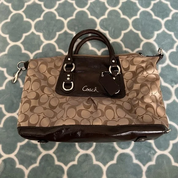 LIKE NEW Authentic Coach Satin Satchel bag - Picture 1 of 9